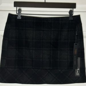 Willi Smith new with tags, dark gray plaid skirt, size 6